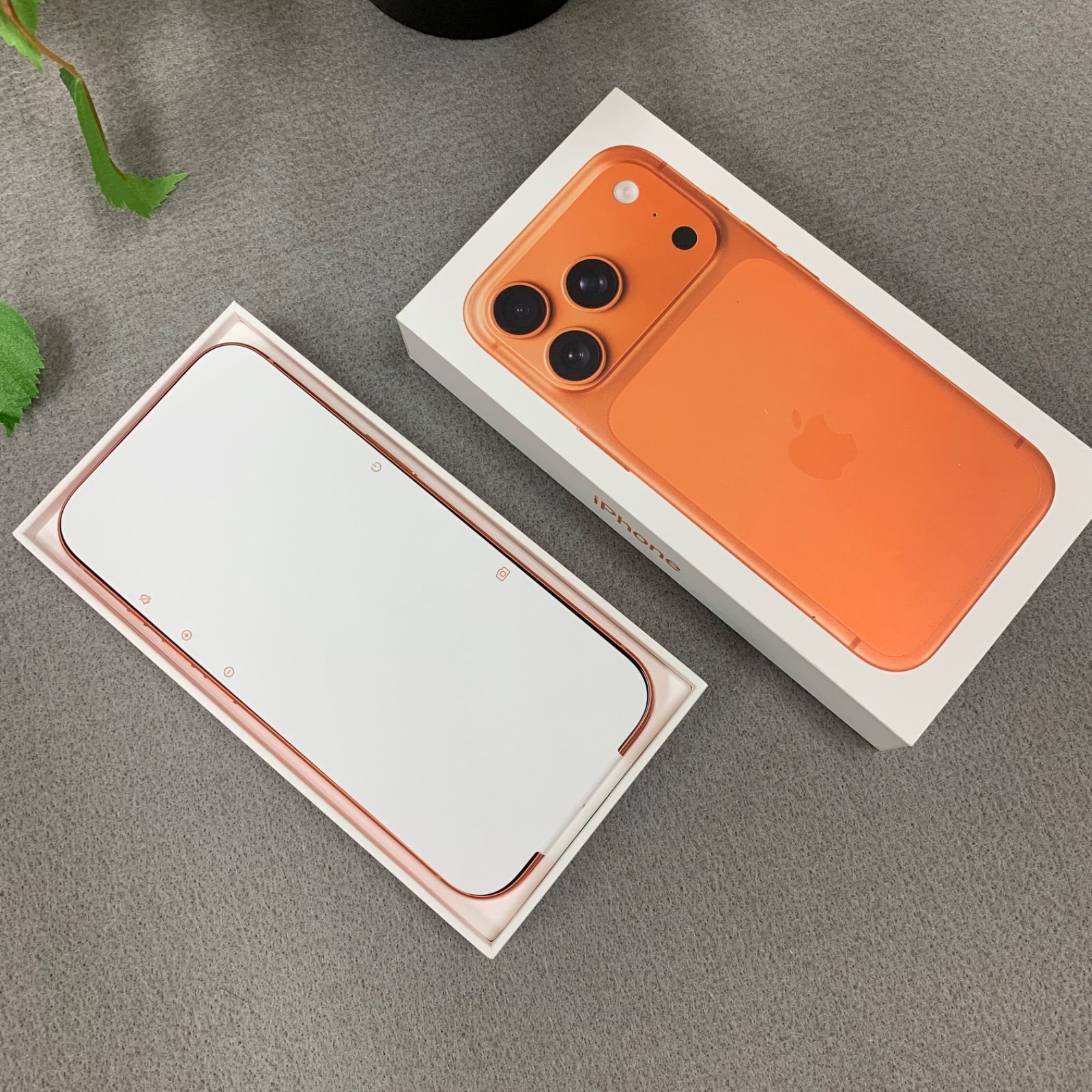 新品・未使用 iPhone17 Pro 256GB コズミックオレンジ 国内SIMフリー 