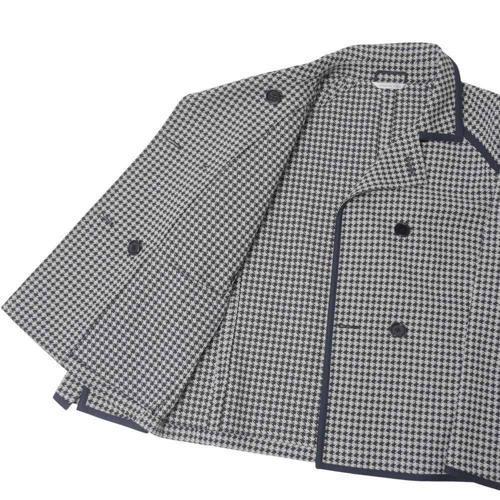 【大きいサイズ】MaxMara ストライプ ダブルブレストジャケット 白タグ 大きいサイズ】MaxMara ストライプ ダブルブレストジャケット 白タグ