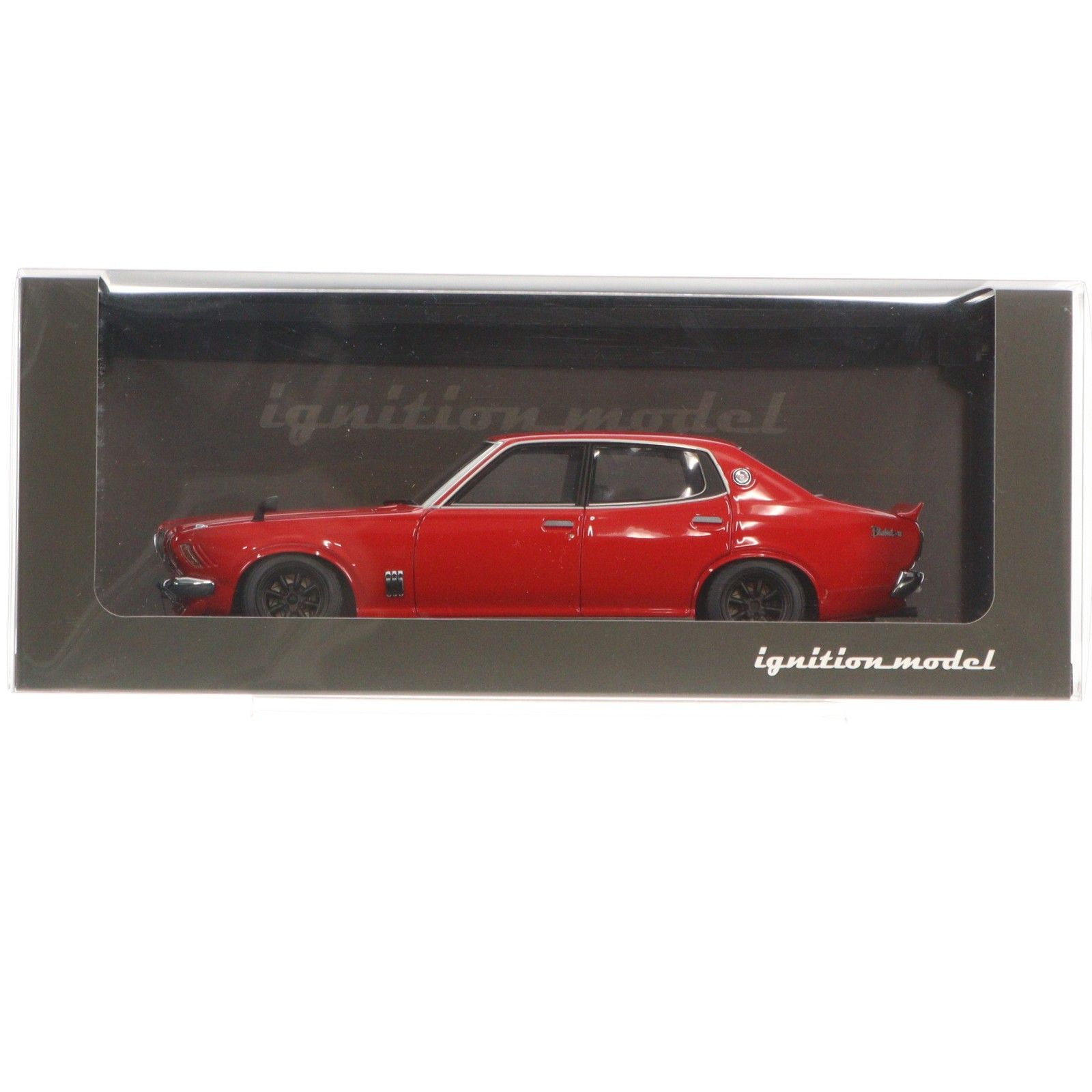 1/18 Nissan Bluebird(ブルーバード) U 2000GTX G610(レッド) 完成品