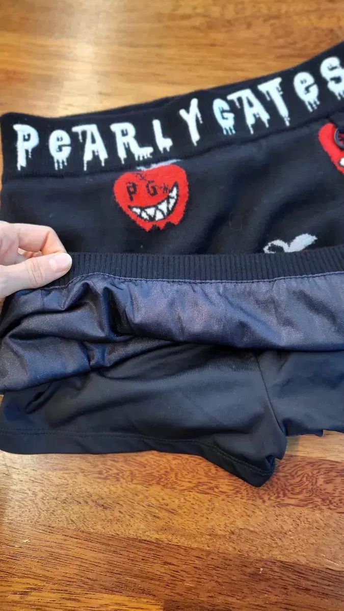 PEARLY GATES りんごニット 防風 スカート ブラック - メルカリ