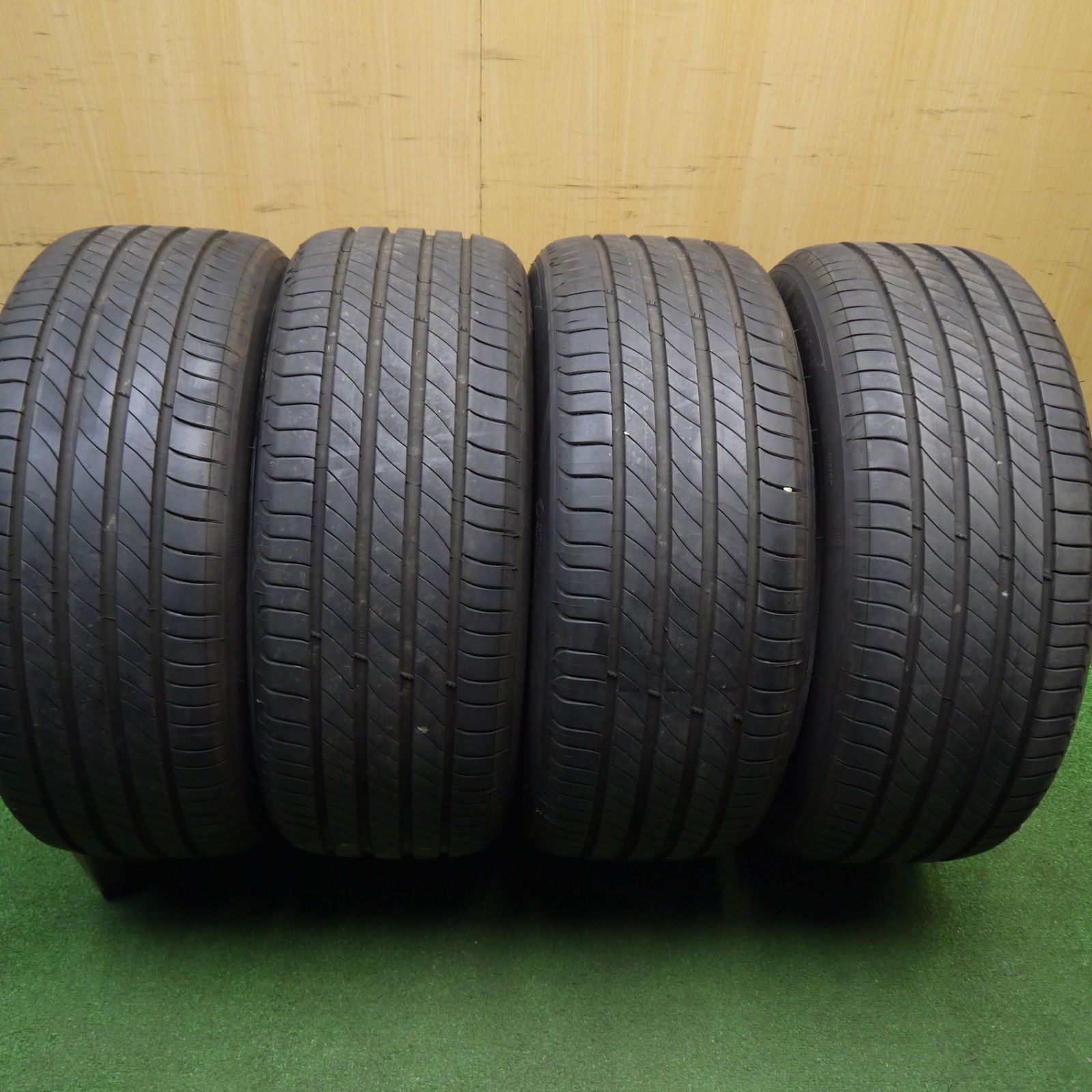 中古‼️ミシュランPRIMACY4 2021年製225/50R18カローラクロス等 中古‼️ミシュランPRIMACY4 2021年製225/50R18カローラクロス等 - メルカリ