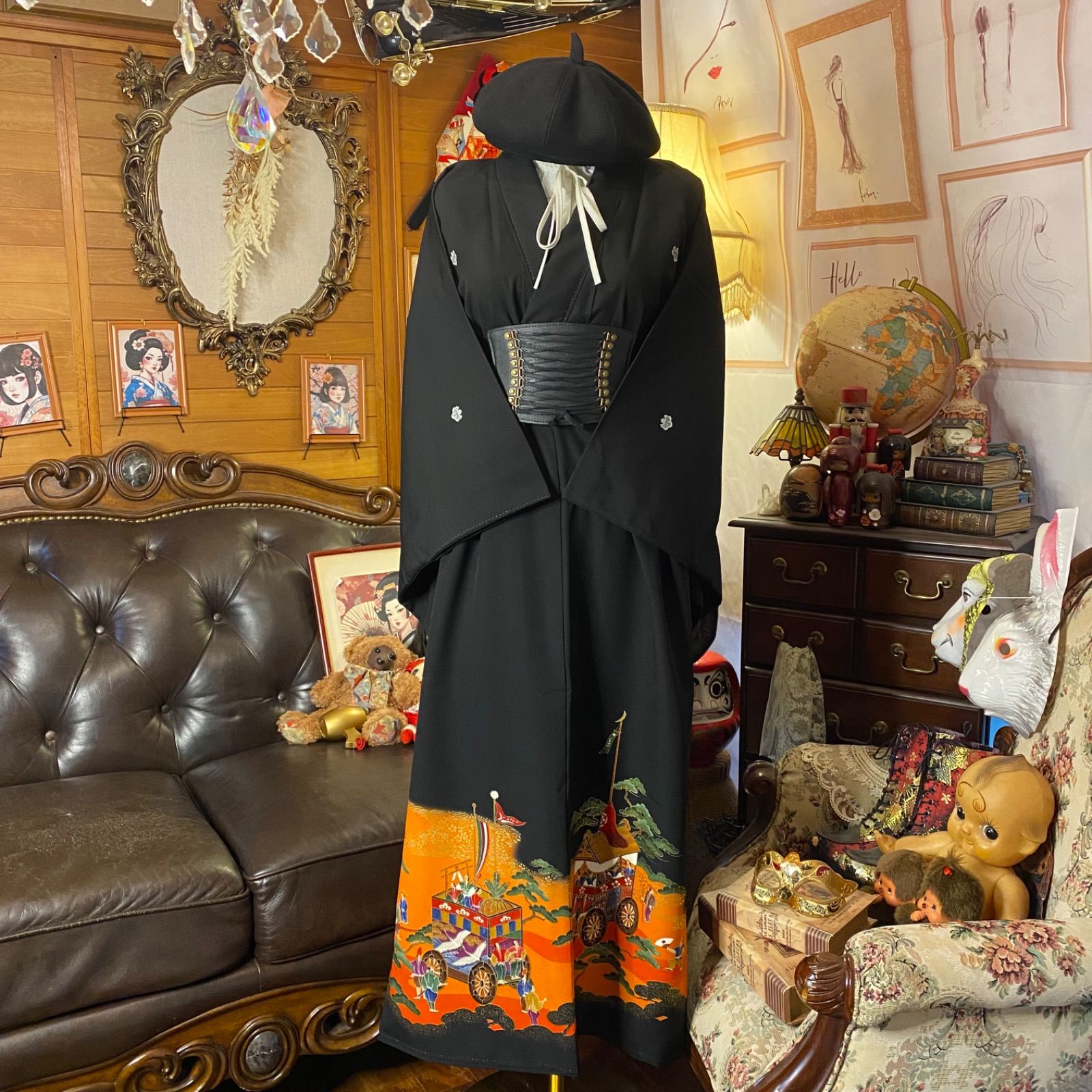 黒留袖 着物 リメイク ワンピース ドレス ロング 和洋折衷 洗える 化繊 ハンドメイド レトロ 古着 黄金の山車と古都の祝祭 TKW-116