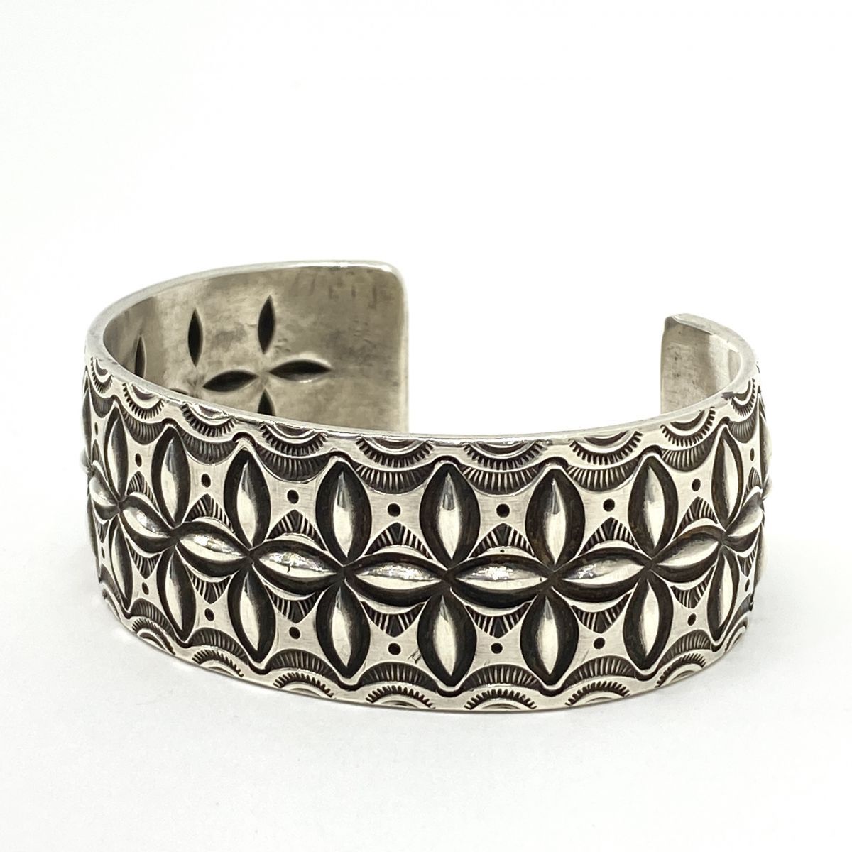 Navajo ナバホ Calvin martinez カルヴィン・マルチネス バングル