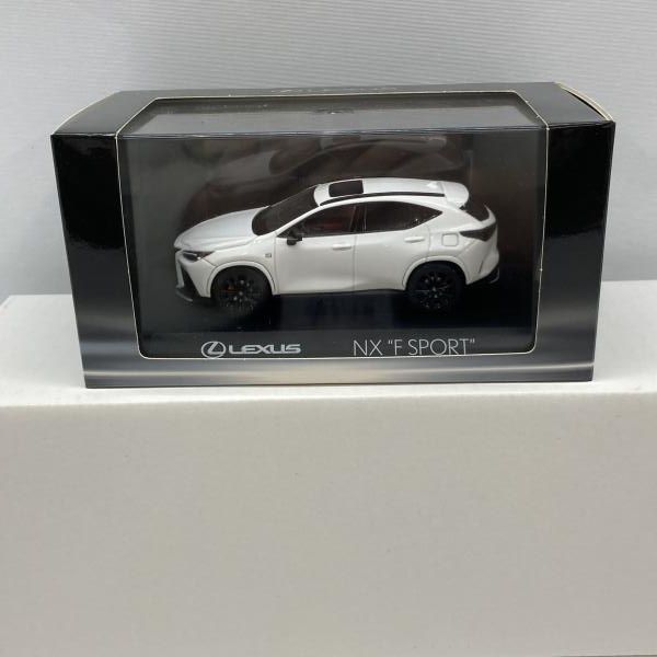 中古】京商 1/43 1/43 LEXUS NX 350h F SPORT (ホワイト) ディーラー