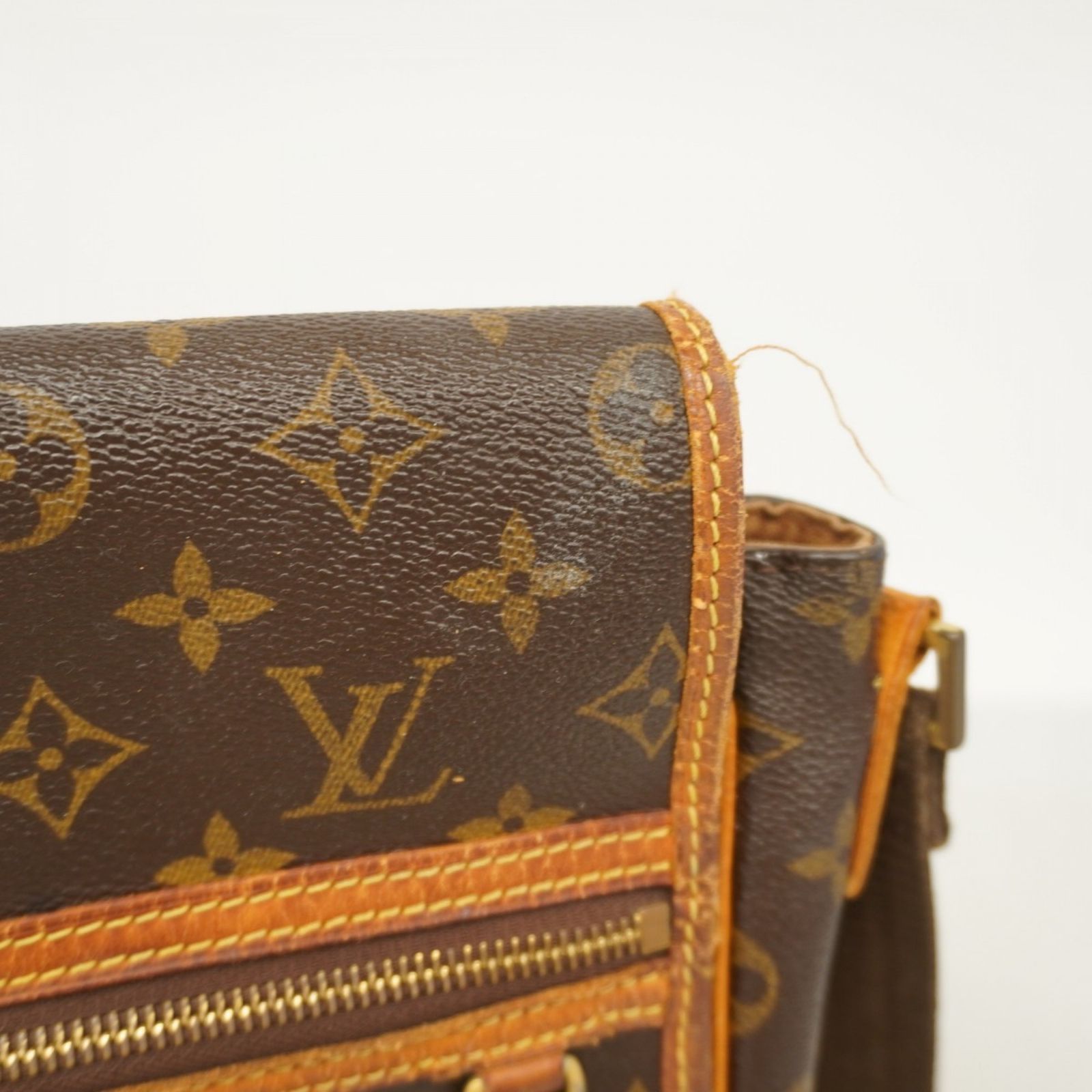 ルイ・ヴィトン ショルダーバッグ ブラウン Louis Vuitton ショルダーバッグ ブラウン