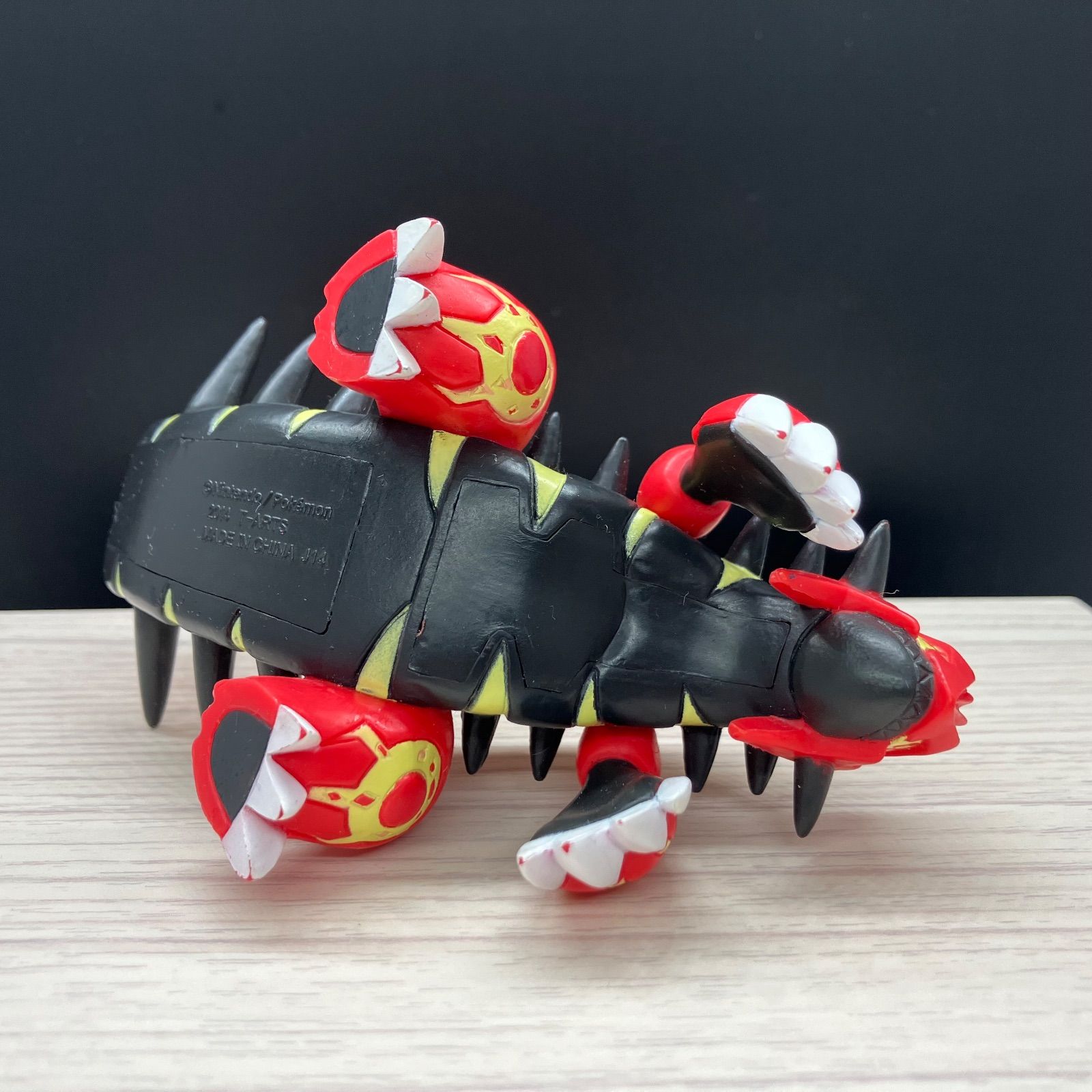 ポーズフィギュア ゲンシカイオーガ ゲンシグラードン 【A-4 ポケモン