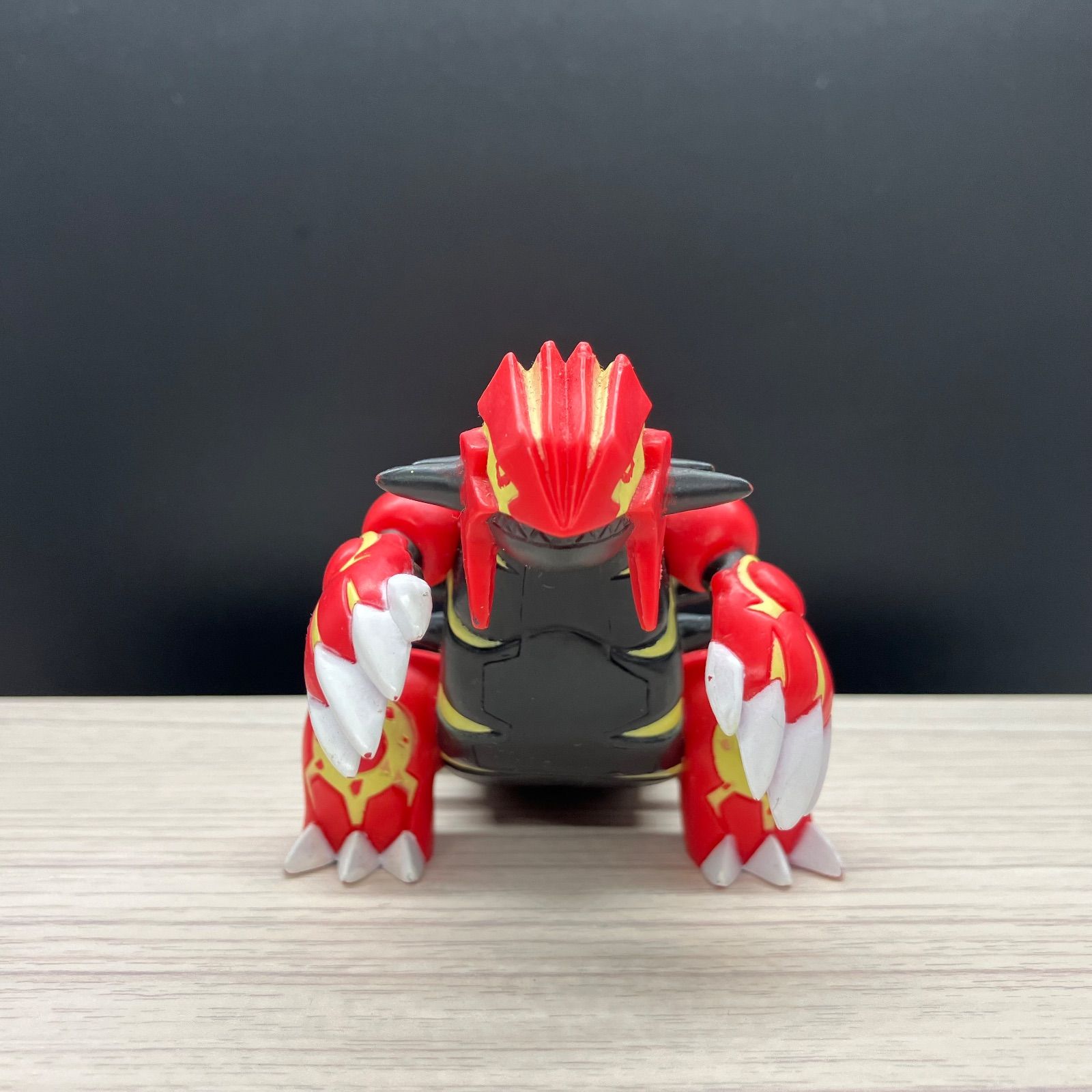 ポーズフィギュア ゲンシカイオーガ ゲンシグラードン 【A-4 ポケモン