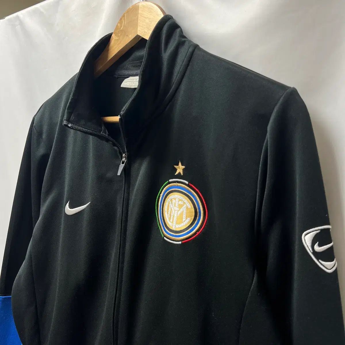 正規品/100 NIKE インテルミラン インテル トレーナー track Jaket