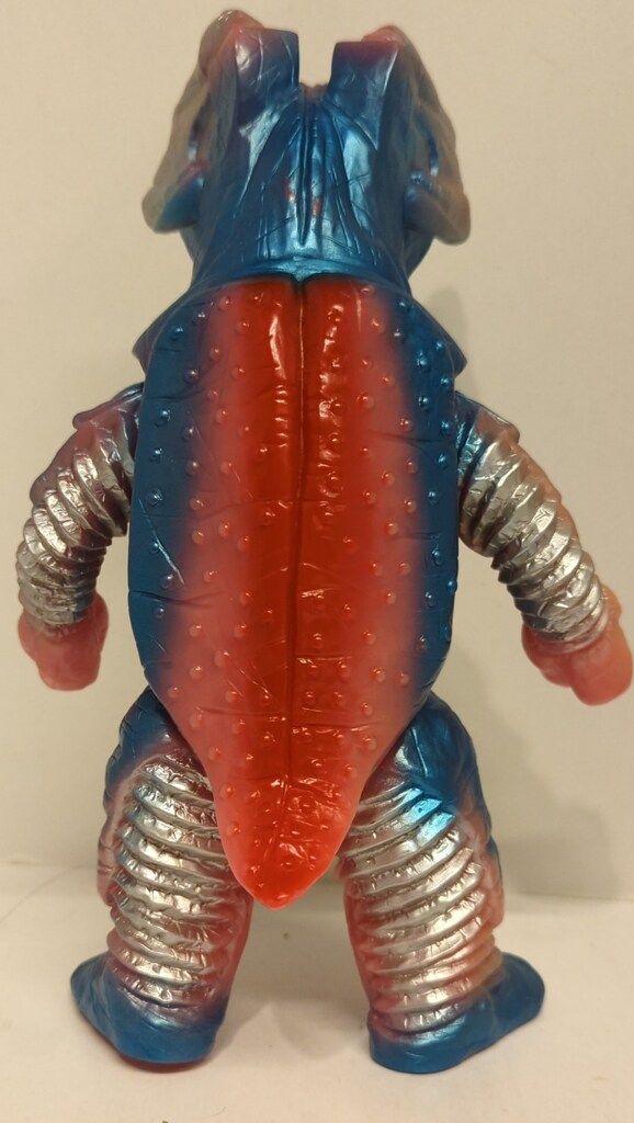 円谷コミュニケーションズ 怪獣郷 ゼットン2代目/紫成型 帰ってきた