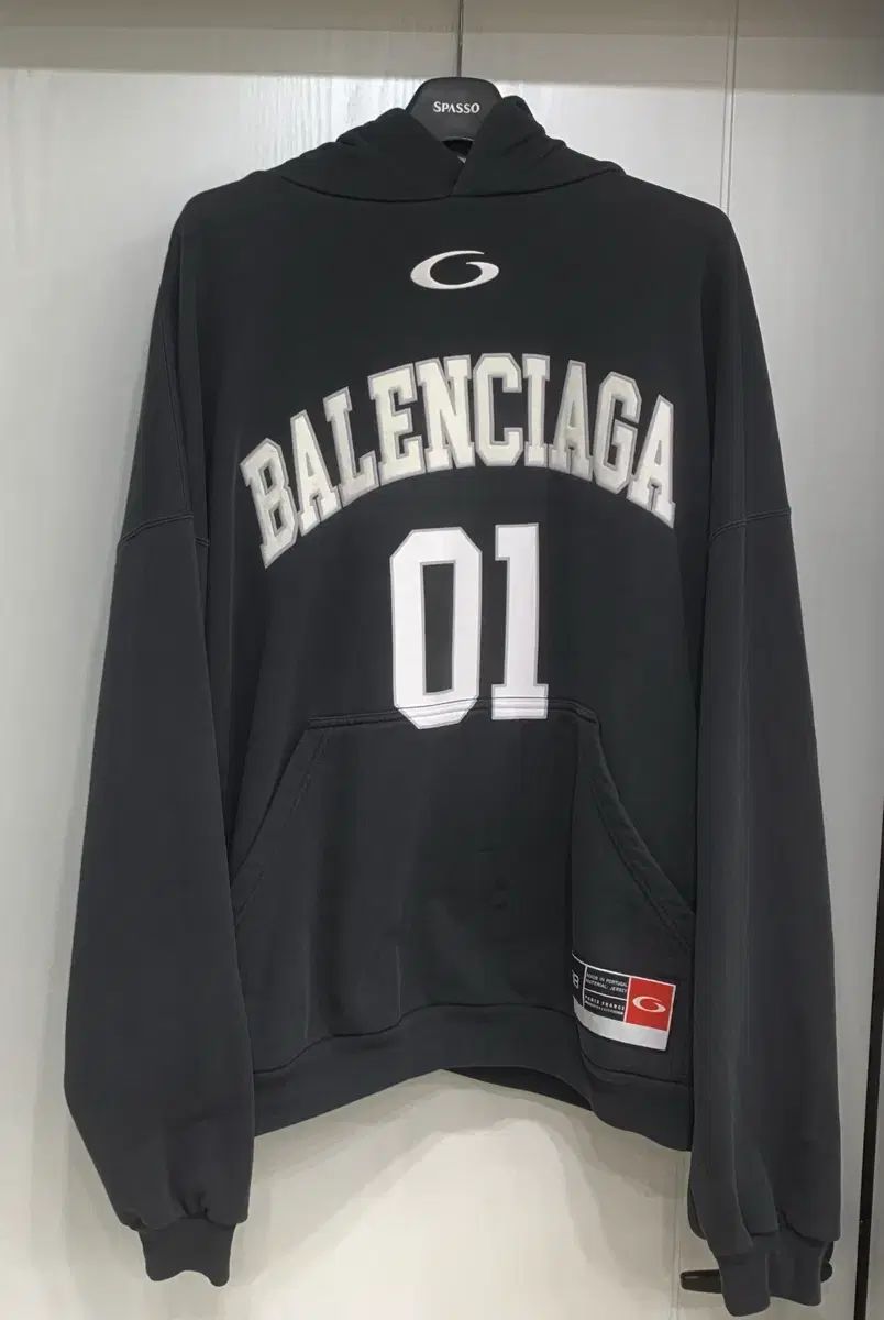 S バレンシアガ バスケットボール フード付きTシャツ ブラック