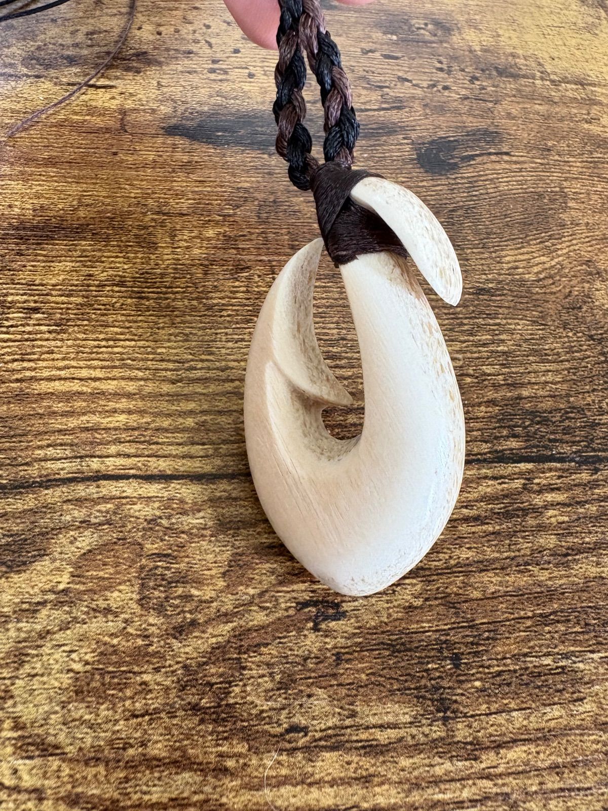 ボーンカービングネックレス(sw66)マッコウ マッコウクジラ】ボーンカービングネックレス | Y's carving（ボーン