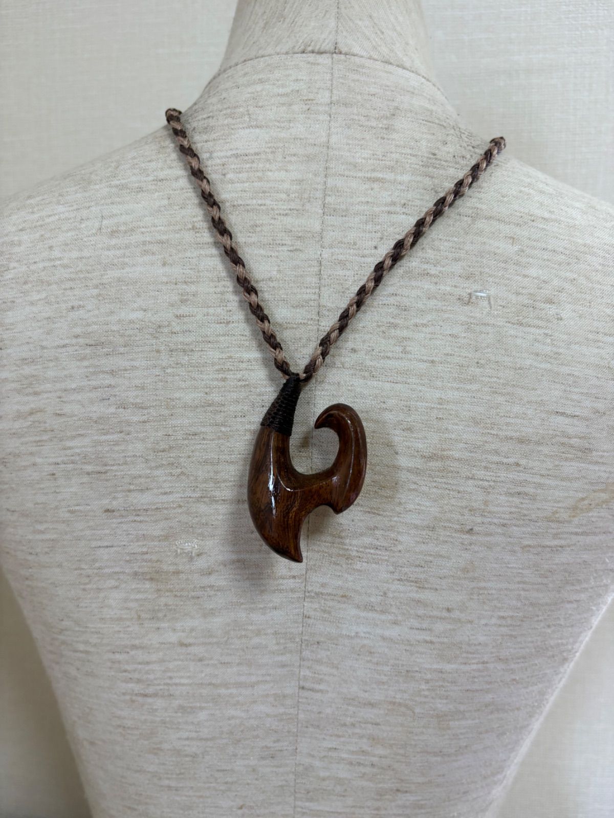 ボーンカービングネックレス(sw65)Lサイズ　マッコウ ボーンカービングネックレス(sw65)Lサイズ マッコウ ボーンカービング