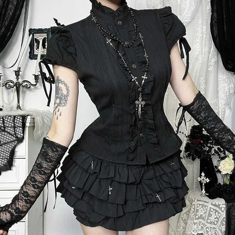 トップス レディース 即 OK シャツ ゴシック風 ストリート系 フリル 胸元強調 クスリムフィット ブラック モード系 宮廷風 ロリータ 可愛い かわいい 宮廷服 舞踏会 パーティー 演奏会 披露宴 現代劇 yibei 07