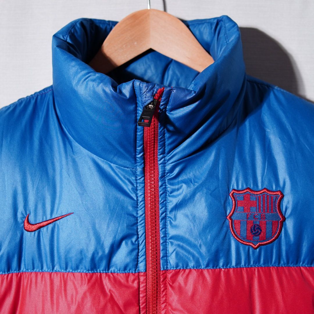 ナイキ NIKE FC バルセロナ ダウンジャケット M 相当 表記 S レッド