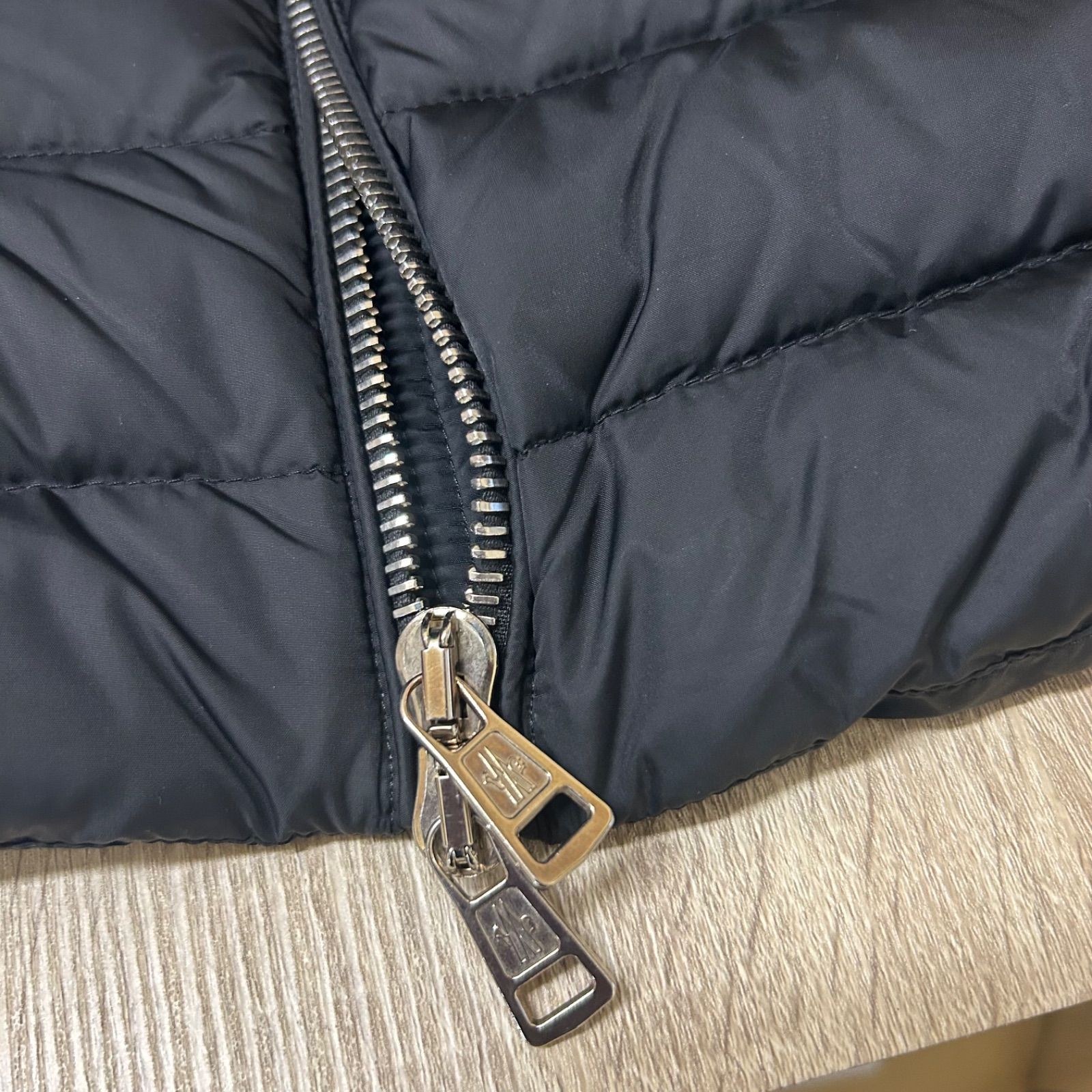 美品】 MONCLER モンクレール ライダース ダウンジャケット ブラック