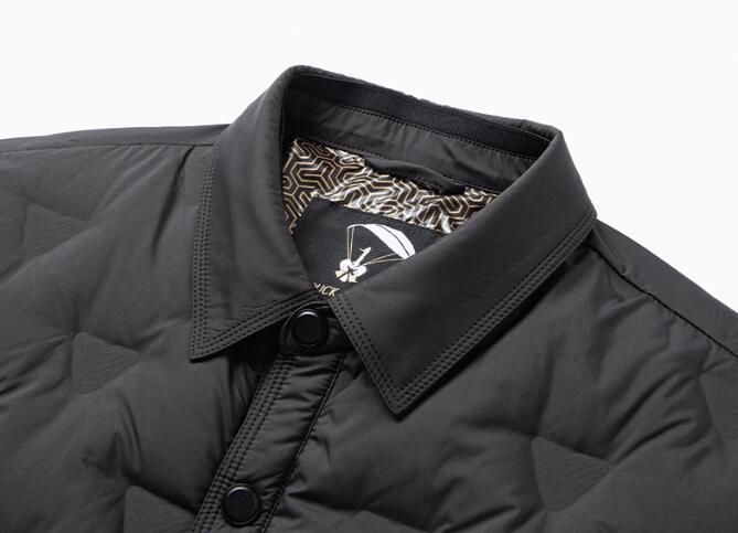 ダウンジャケット