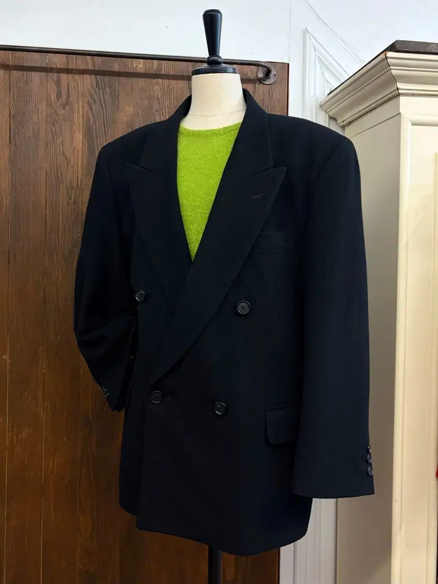 カシミア＆ウール ブラック ダブルジャケット