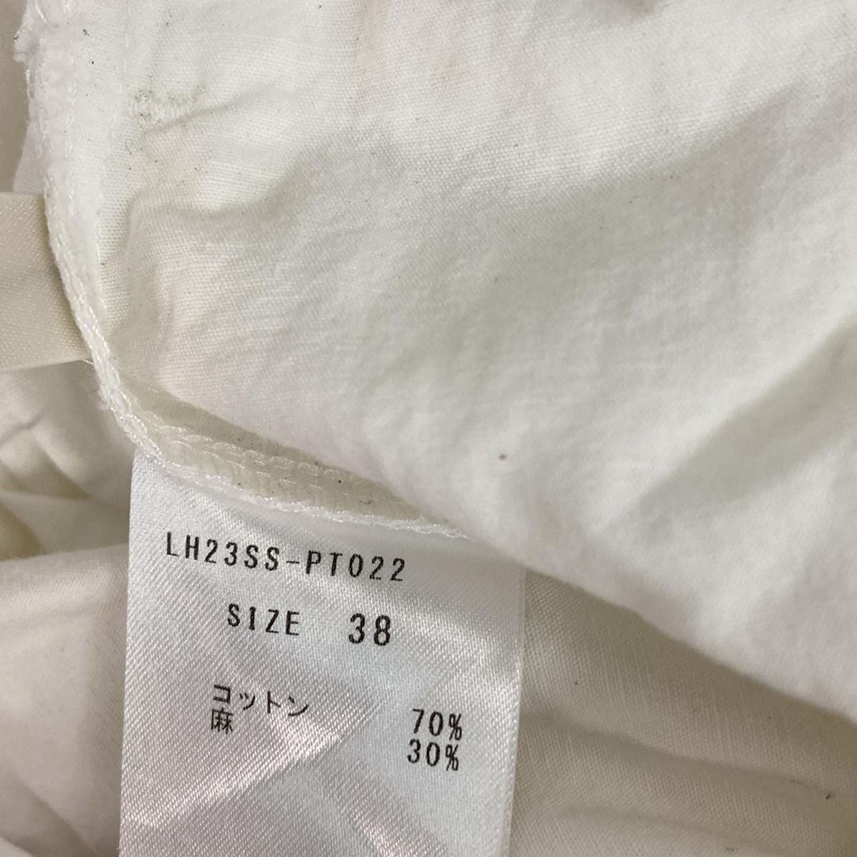 LOHEN(ローヘン) パンツ サイズ38 M レディース - 白 クロップド(半端