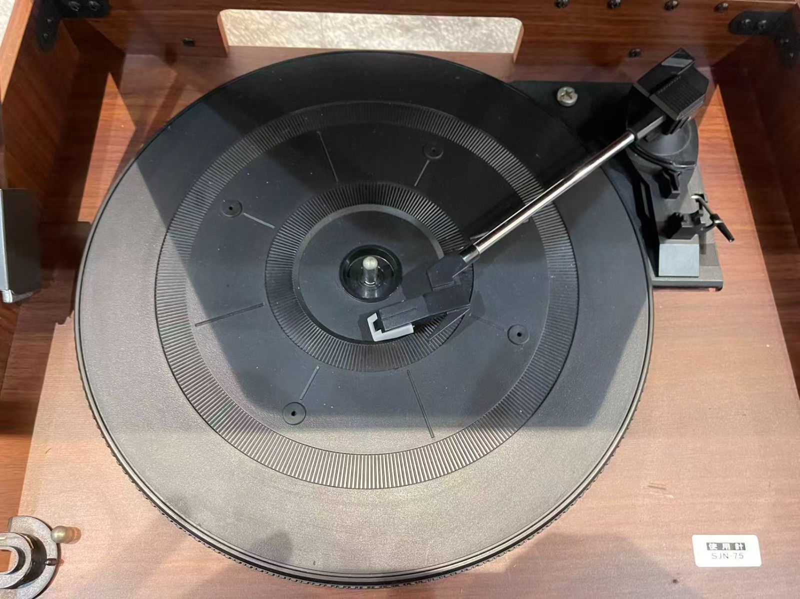 Columbia コロムビア 真空管レコードプレイヤー 木製キャビネット 古道具 Columbia コロムビア 真空管レコードプレイヤー 木製キャビネット