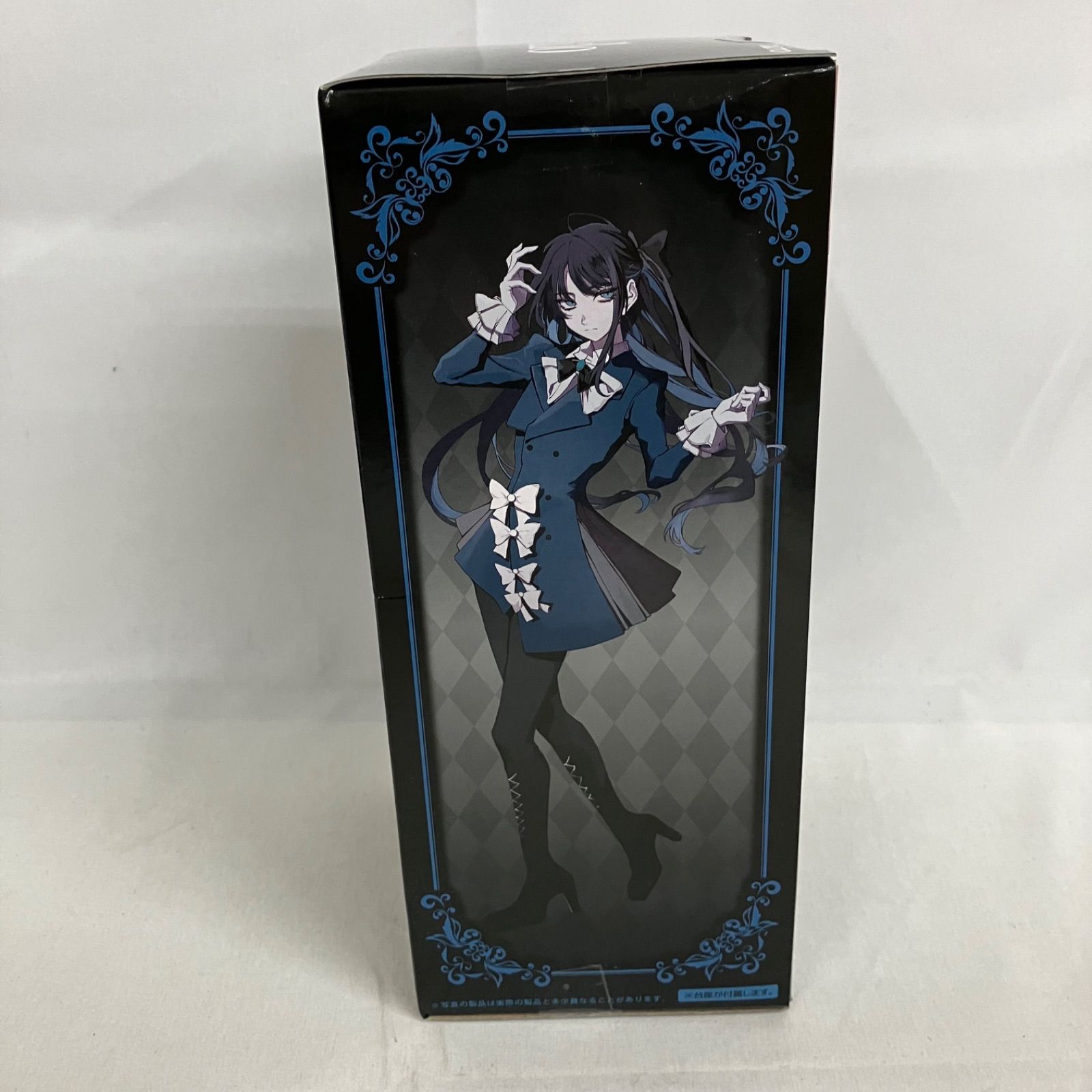 ado フィギュア Winter ver & ステッカー ラウンドワン限定‼️ Ado ラウンドワン限定 フィギュア Winter ver. 外箱なし - メルカリ