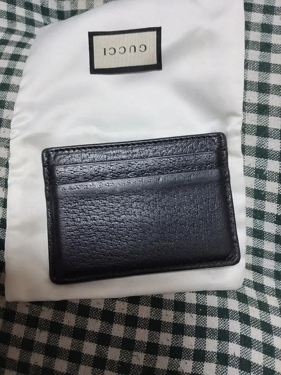 グッチ GUCCI 二つ折り財布 ダブルG ・ブラック レザー ブラック