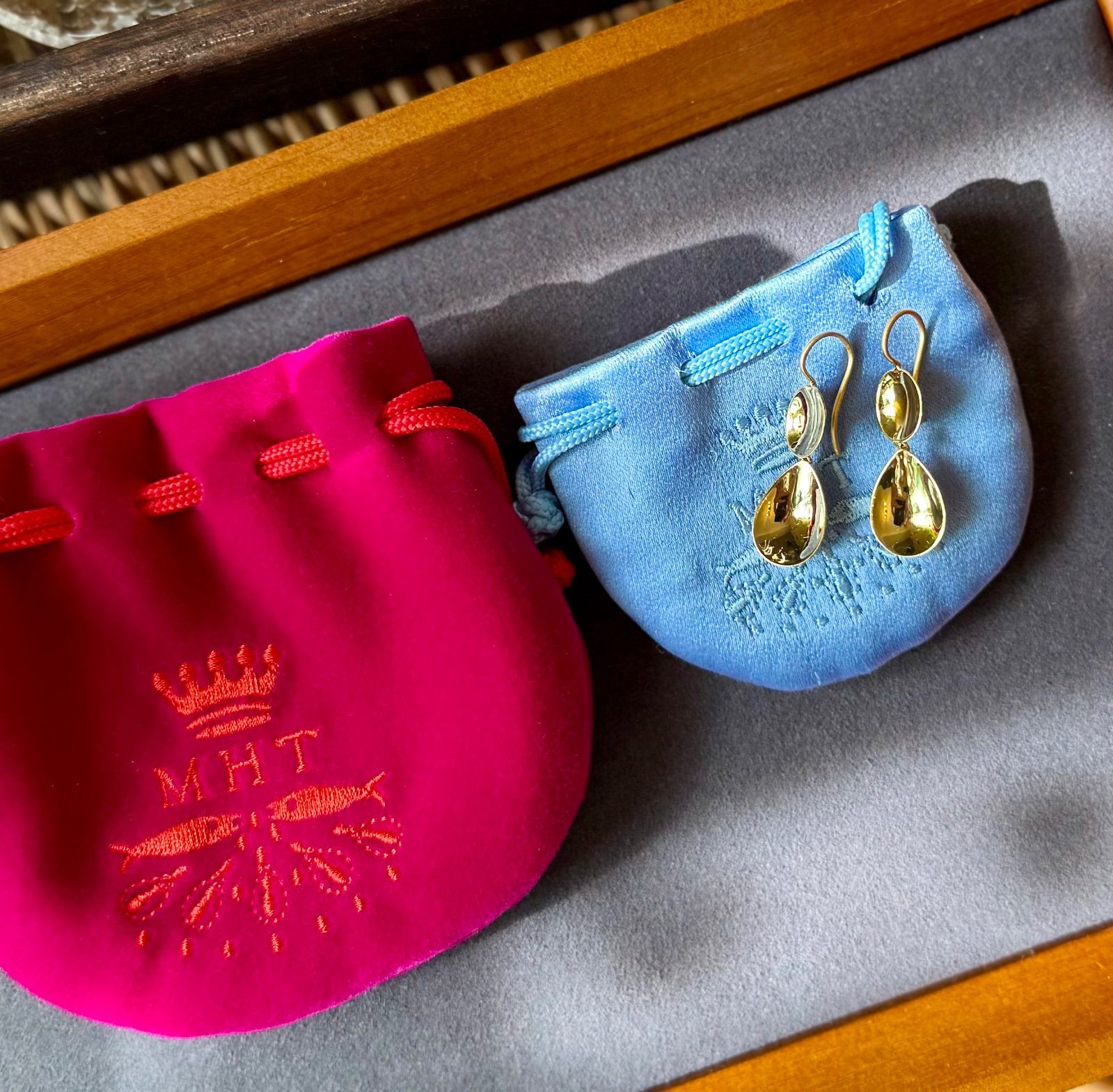 マリーエレーヌドゥタイヤック◇K22*スモールミラードロップピアス