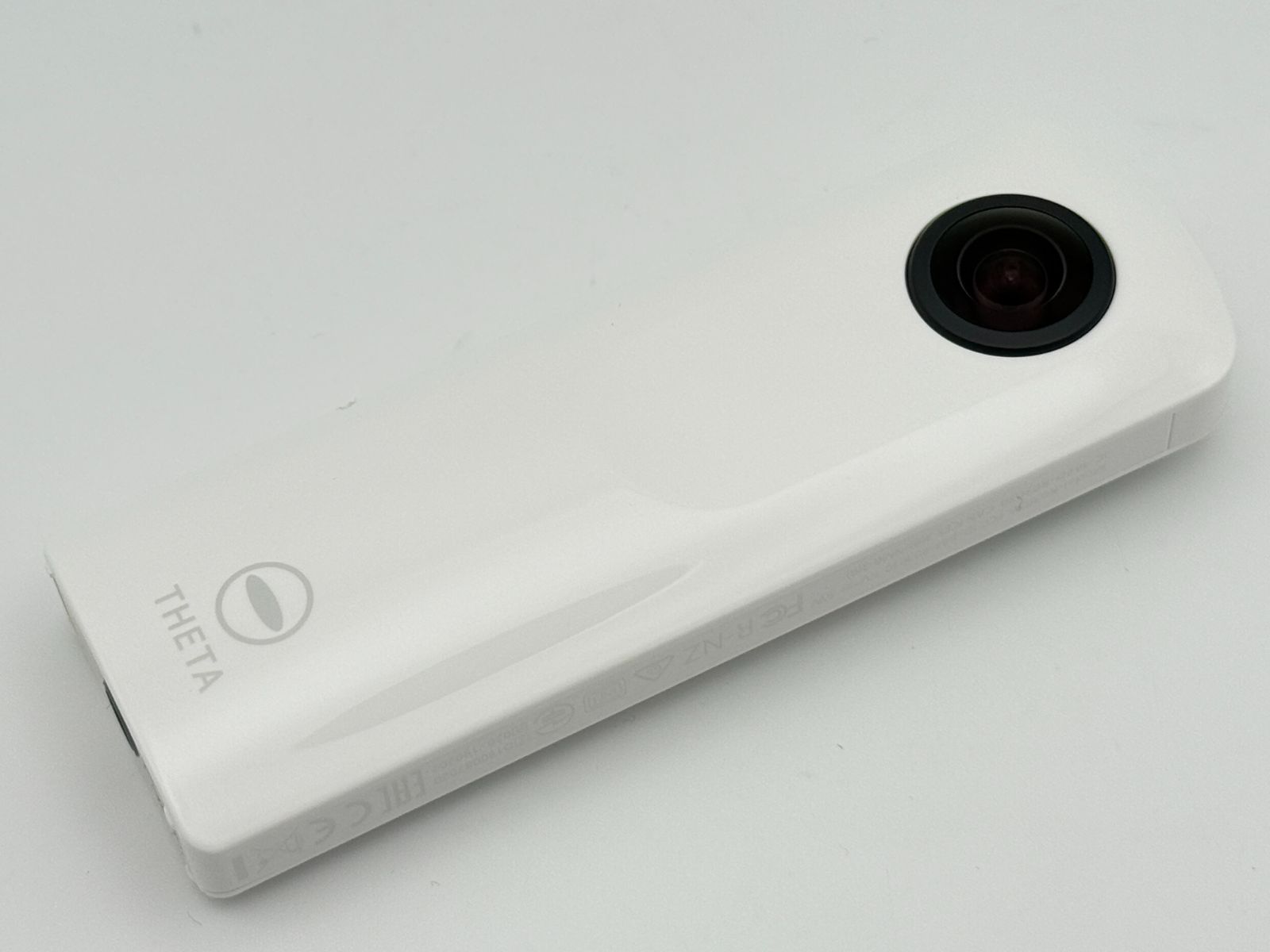 RICOH THETA SC WHITE リコー シータ Amazon | RICOH 360度カメラ RICOH THETA SC (ホワイト) 全天球カメラ