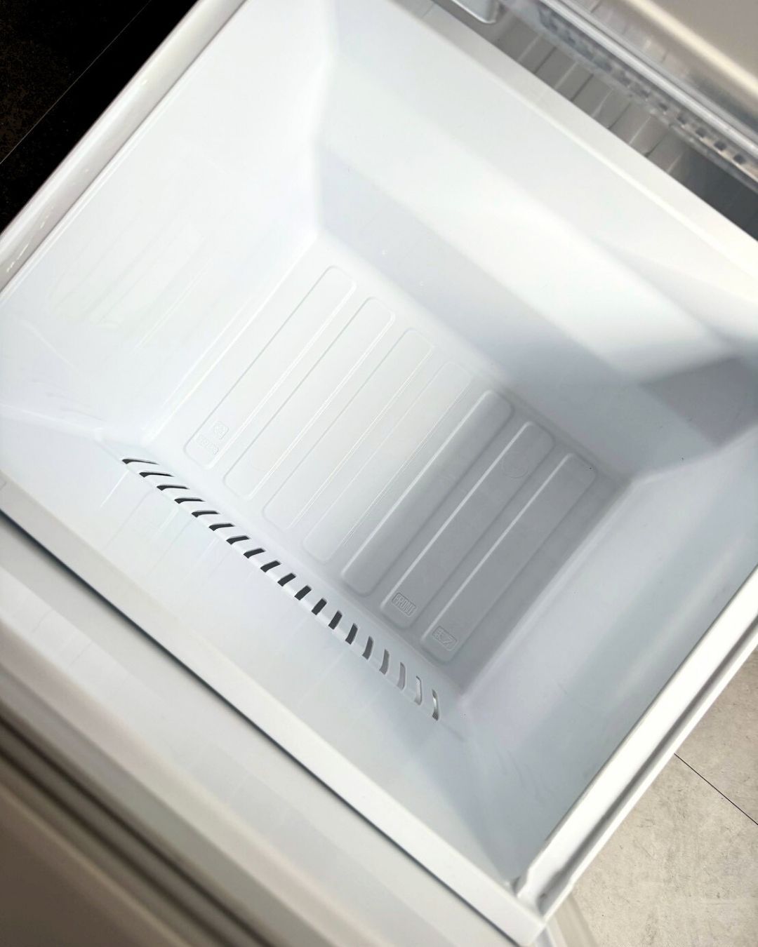 設置まで✨ MITSUBISHI ファミリー大型冷蔵庫✨ 2023年製⭕️ 2318設置まで対応 三菱 自動製氷機能付き 大型冷蔵庫 三菱電機 冷蔵庫