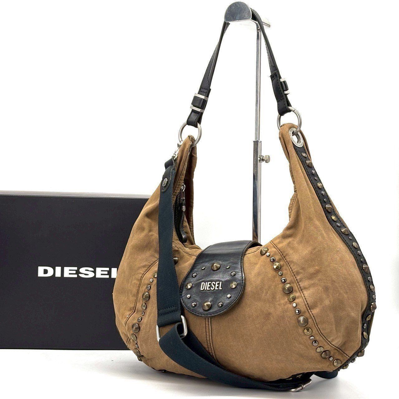 無骨に映えるY2K感】 DIESEL ディーゼル ショルダーバッグ 2WAY ワン