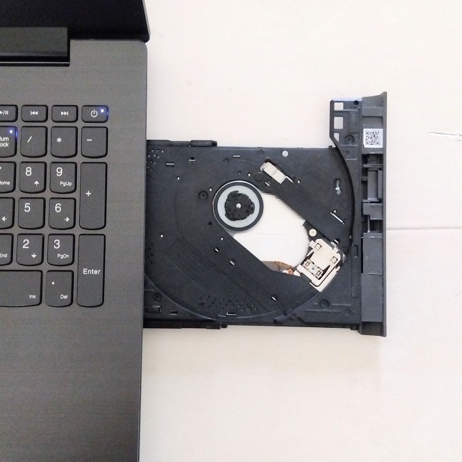 Windows11✨高速SSD✨Lenovoノートパソコン✨カメラ＆Office付きPC✨09