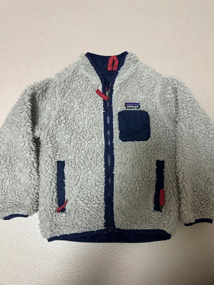 パタゴニア patagonia キッズ リバーシブル レディ フレディ フーディ