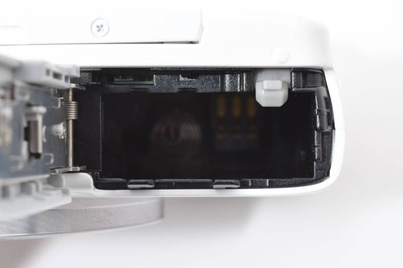 実用光学美品】Canon キャノン EOS M10 白 ホワイト ボディ ミラーレス
