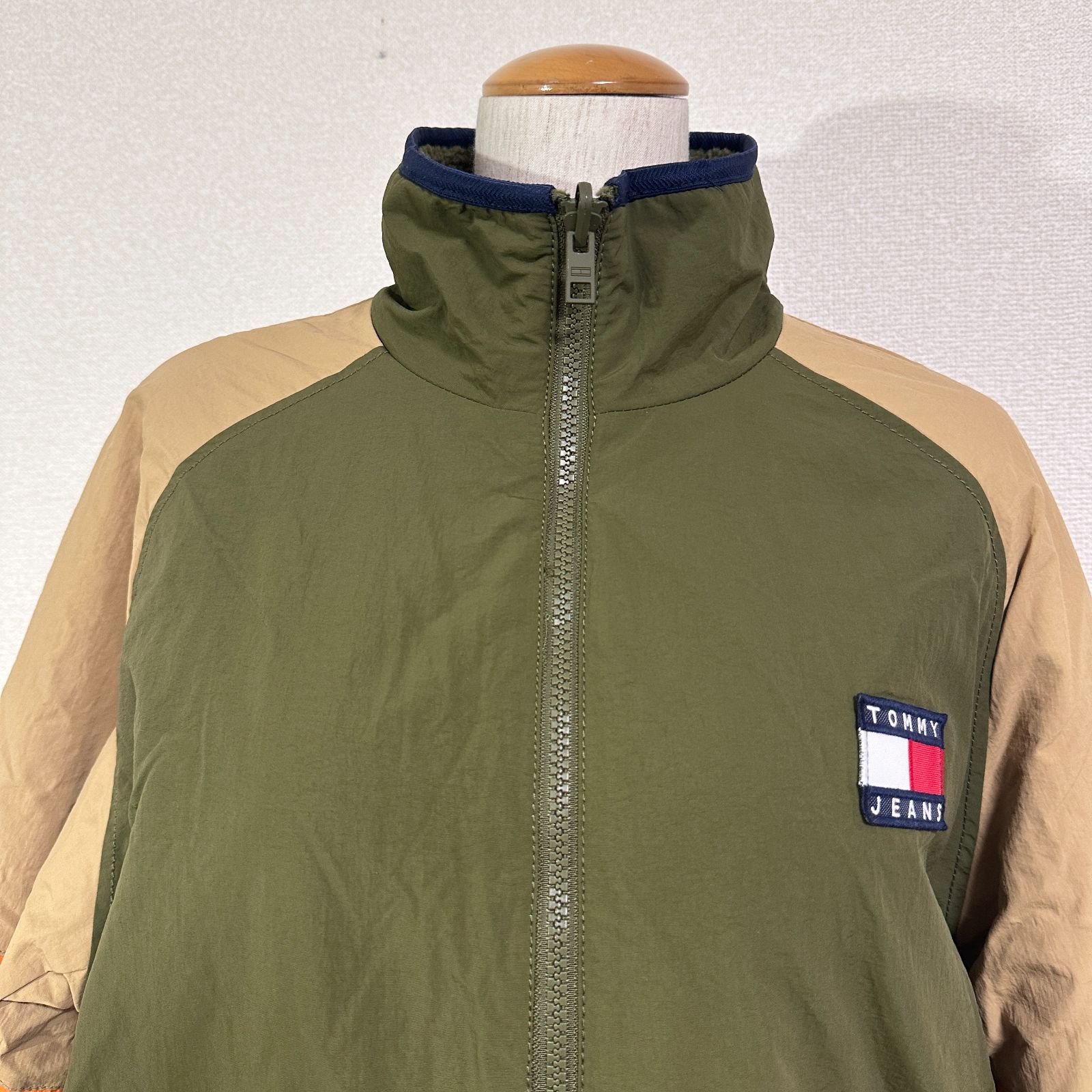 美品 TOMMY JEANS 21FW リバーシブルシェルパジャケット スタンド 