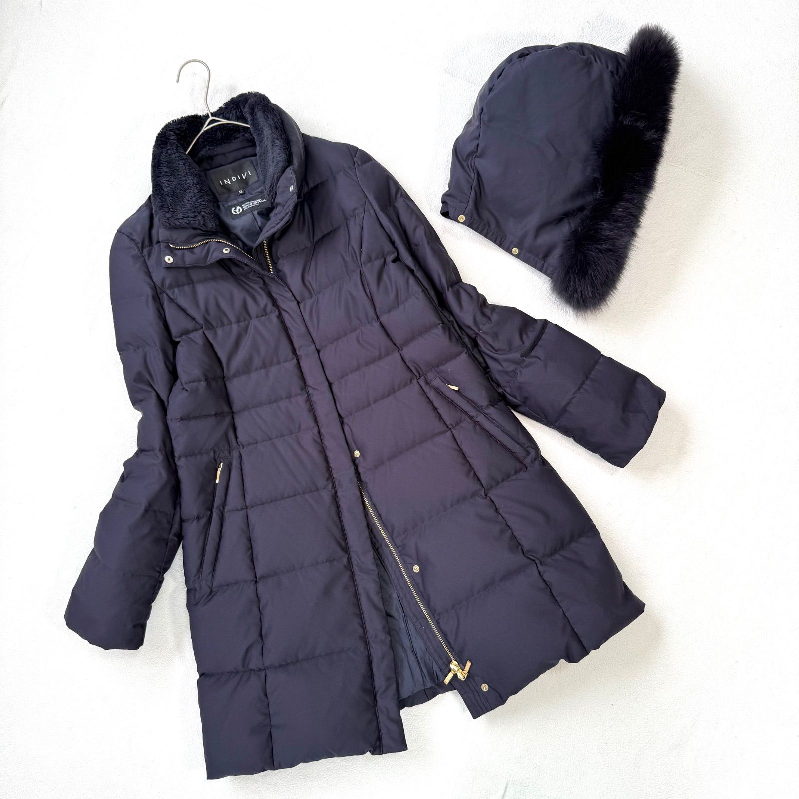 INDIVI ネイビー ダウンコート　38 名品／撥水／抗菌防臭】ロング リサイクルダウンコート | インディヴィ