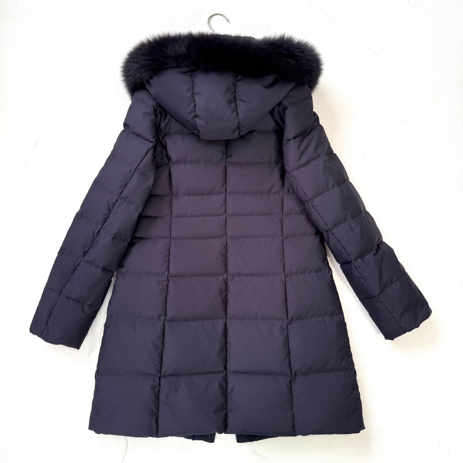 たーちん様【極美品】INDIVI ダウンコート ジャケット ファー インディヴィ 極美品・38✨インディヴィ 3way フォックス ファー ロング ダウン