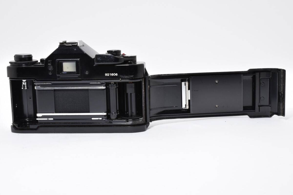 Canon AE-1 NEW FD 50mm F1.8 キヤノン キャノン AE-1 一眼レフカメラ フィルムカメラ NewFD 50mm 1.8 整備品