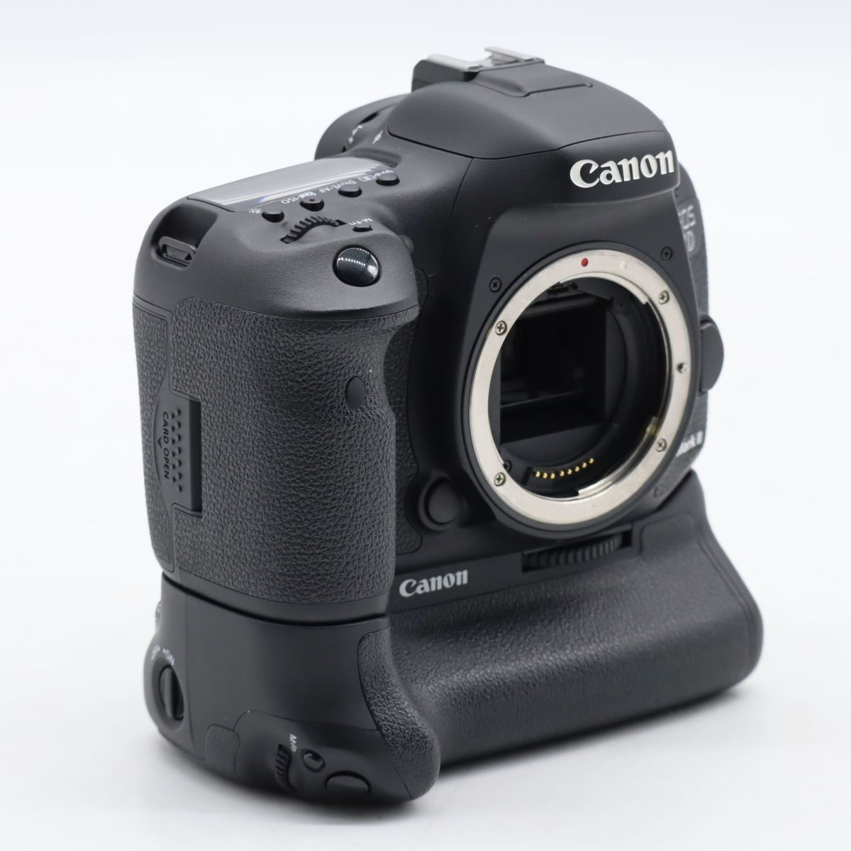 Canon デジタル一眼レフカメラ EOS 7D Mark IIボディ bg-e16付 #3924