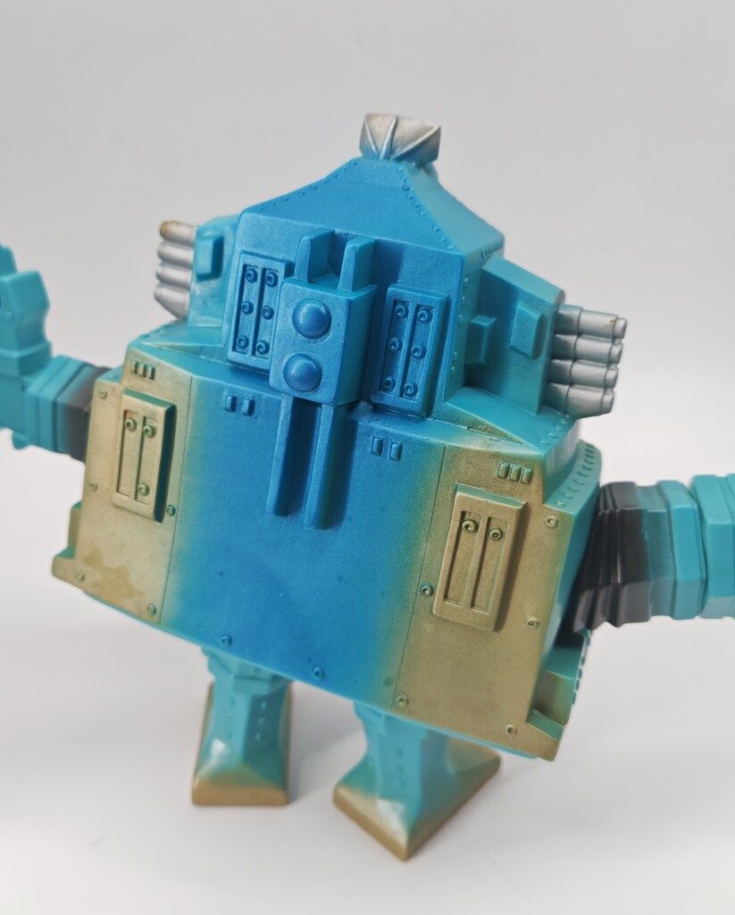 クレージーゴン 円谷コミュニケーション 怪獣郷 デッドストック未開封新品 円谷コミュニケーションズ 怪獣郷/ウルトラセブン クレージーゴ ブルー