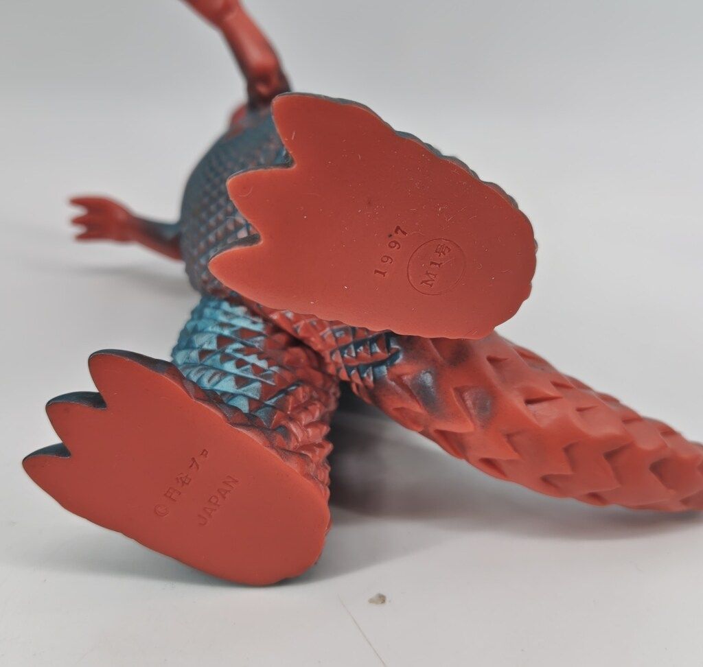 ⚠️未使用　M1号　ウルトラマン　ベムラー　スタンダードサイズ ⚠️未使用 M1号 ウルトラマン ベムラー スタンダードサイズ Yahoo