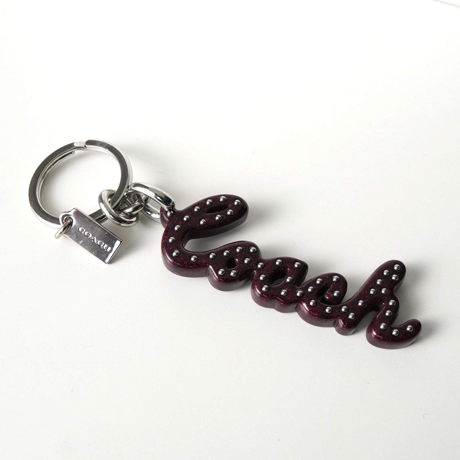 コーチ ロゴ スタッズ キーリング キーホルダー チャーム ブラウン