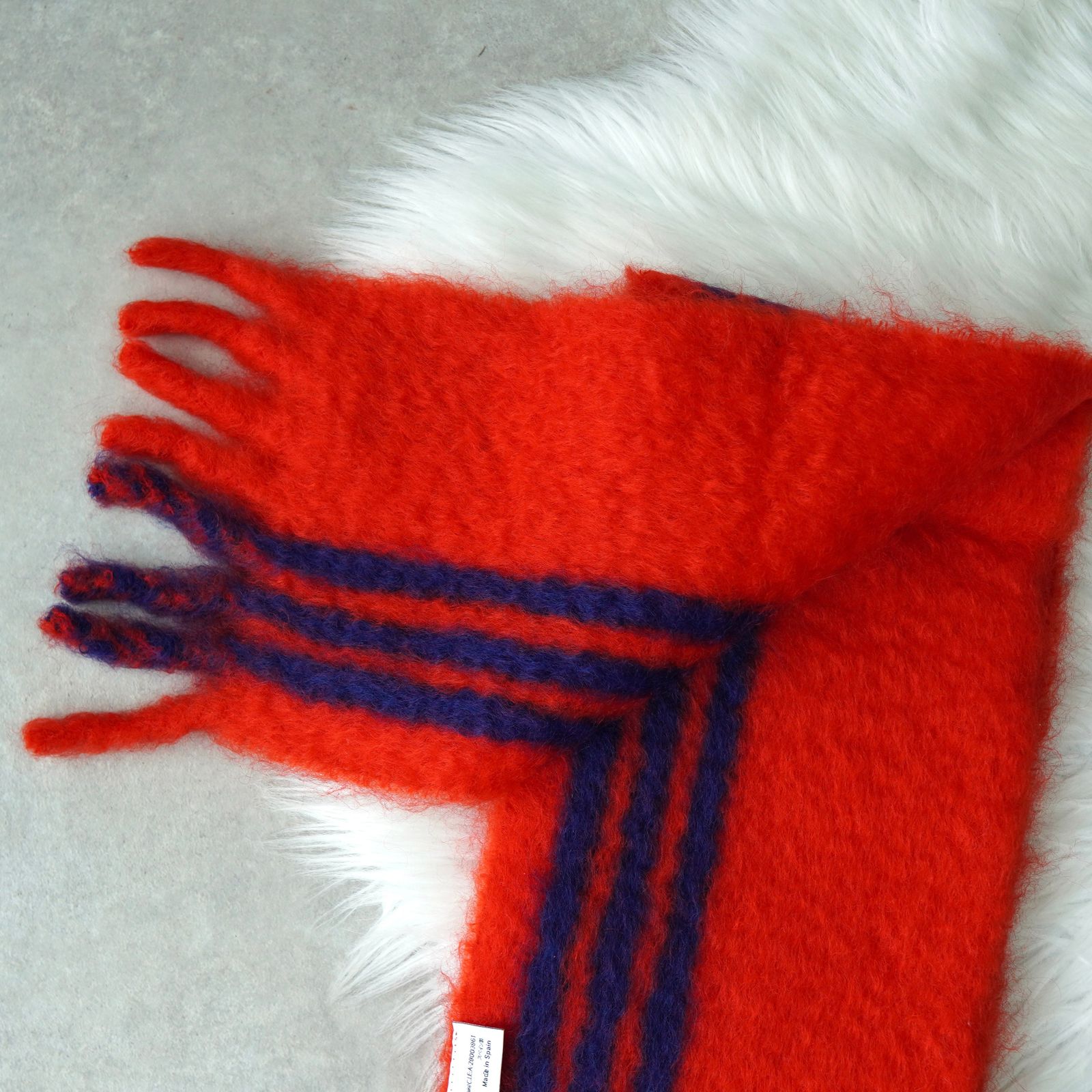 マフラー レッド