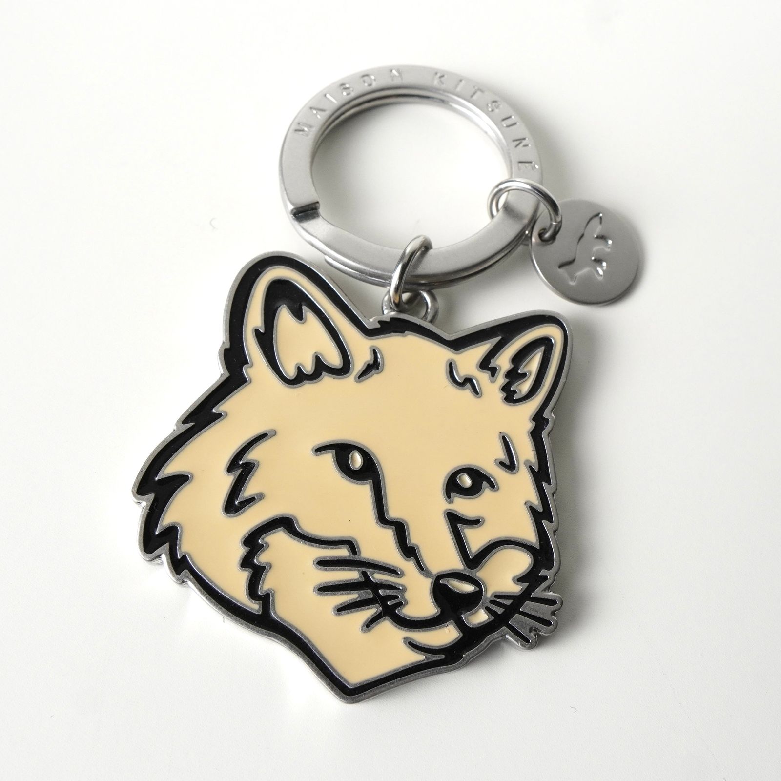 メゾン キツネ フォックスヘッド チャーム キーリング キーホルダー シルバー | アイボリー