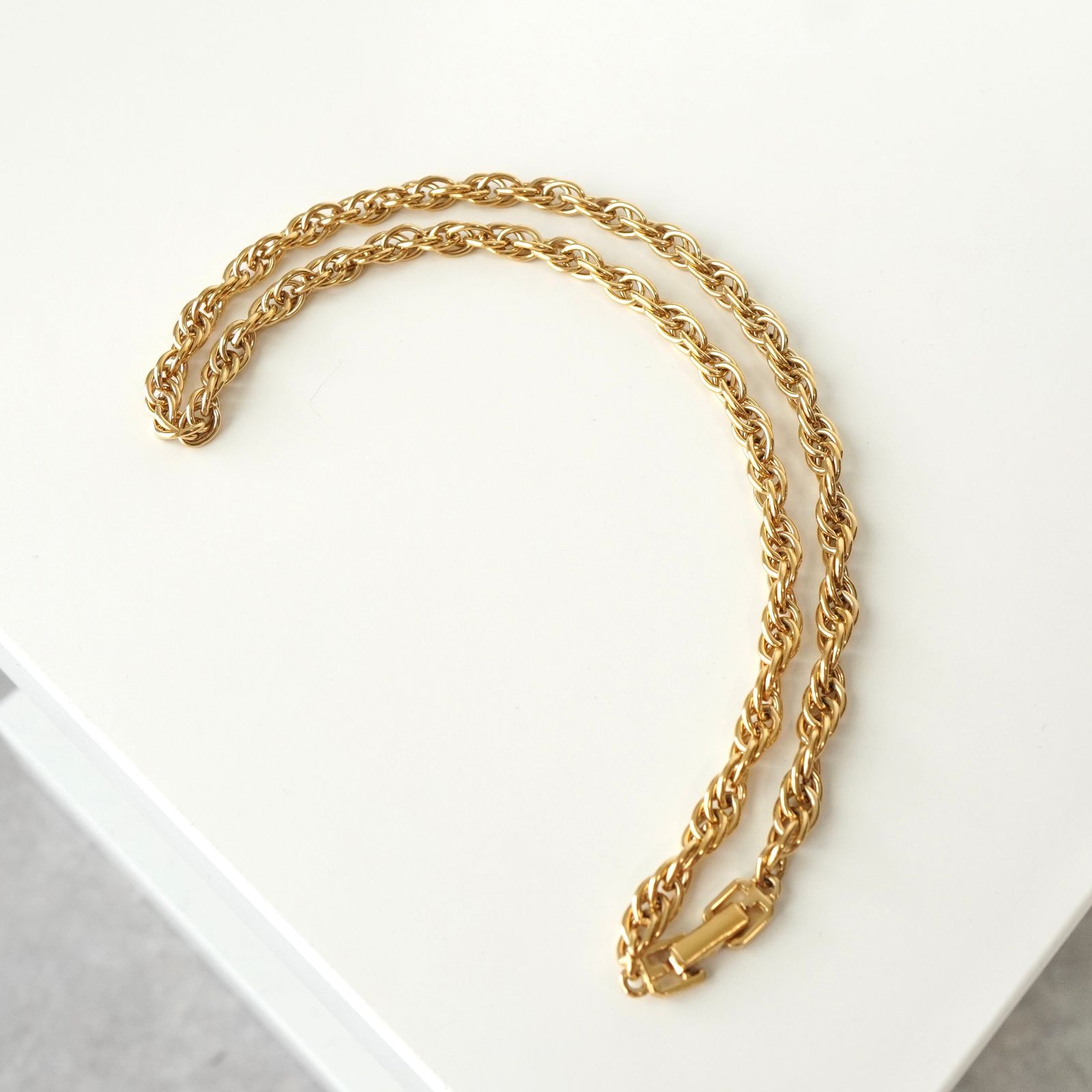 ジバンシィ ヴィンテージ GP ゴールド チェーン ネックレス