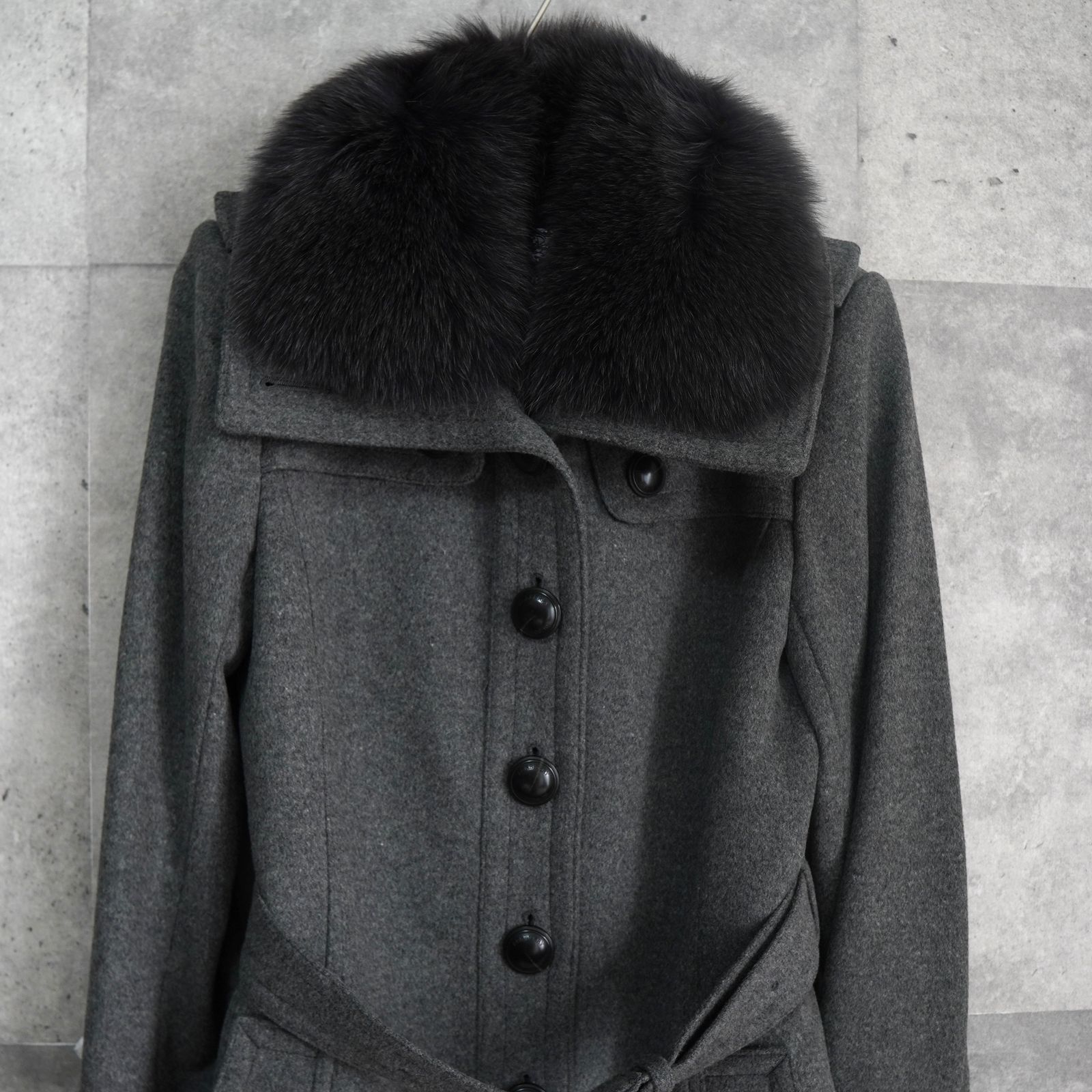 バーバリー リアル フォックスファー カシミヤ ウール ロゴボタン