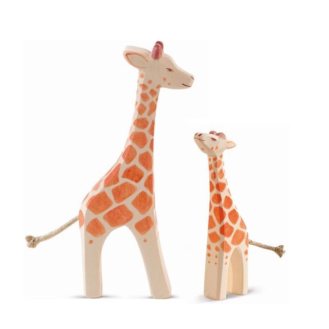 ostheimer オストハイマー 立っているキリン 親 木製 木のおもちゃ