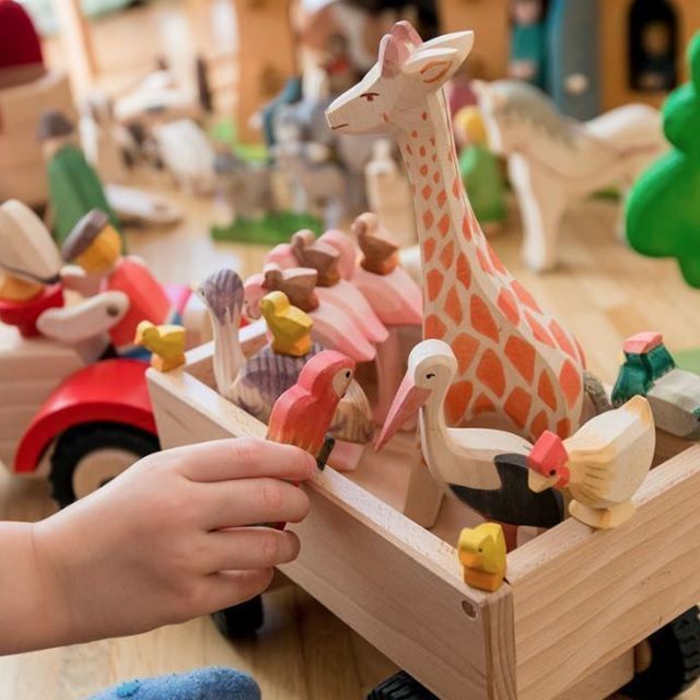 は*ん様 旧モデル　オストハイマー　キリン家族　ヤシの木　希少品 旧モデル オストハイマー キリン家族 ヤシの木 希少品