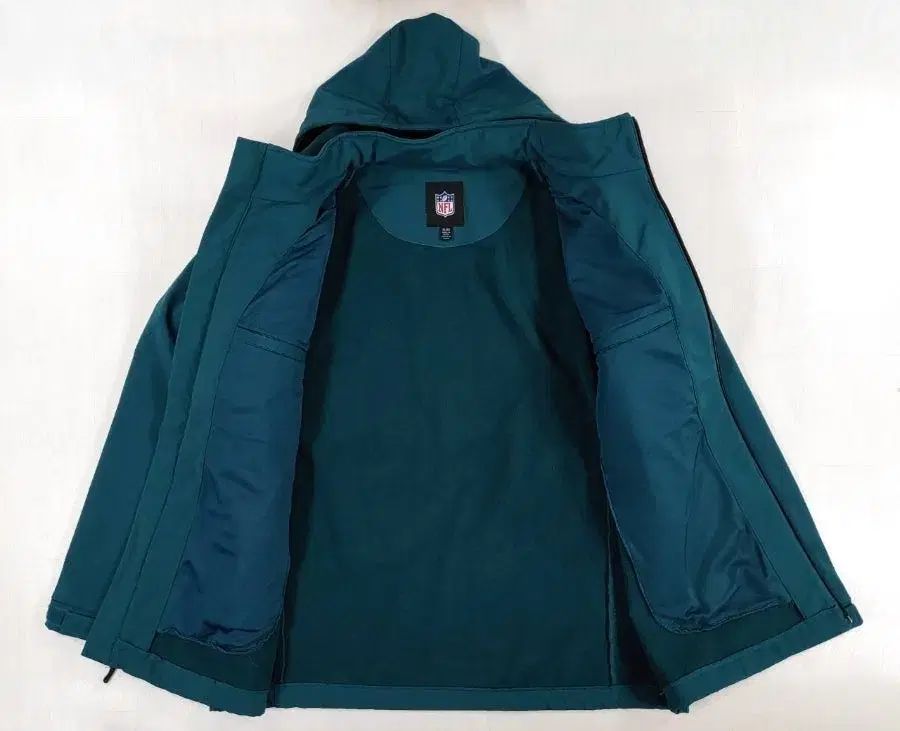 NFL フィラデルフィア イーグルス ナイロンジャケット プルオーバー 短丈 NFL フィラデルフィア・イーグルス ソフトシェル ジャケット XL - メルカリ