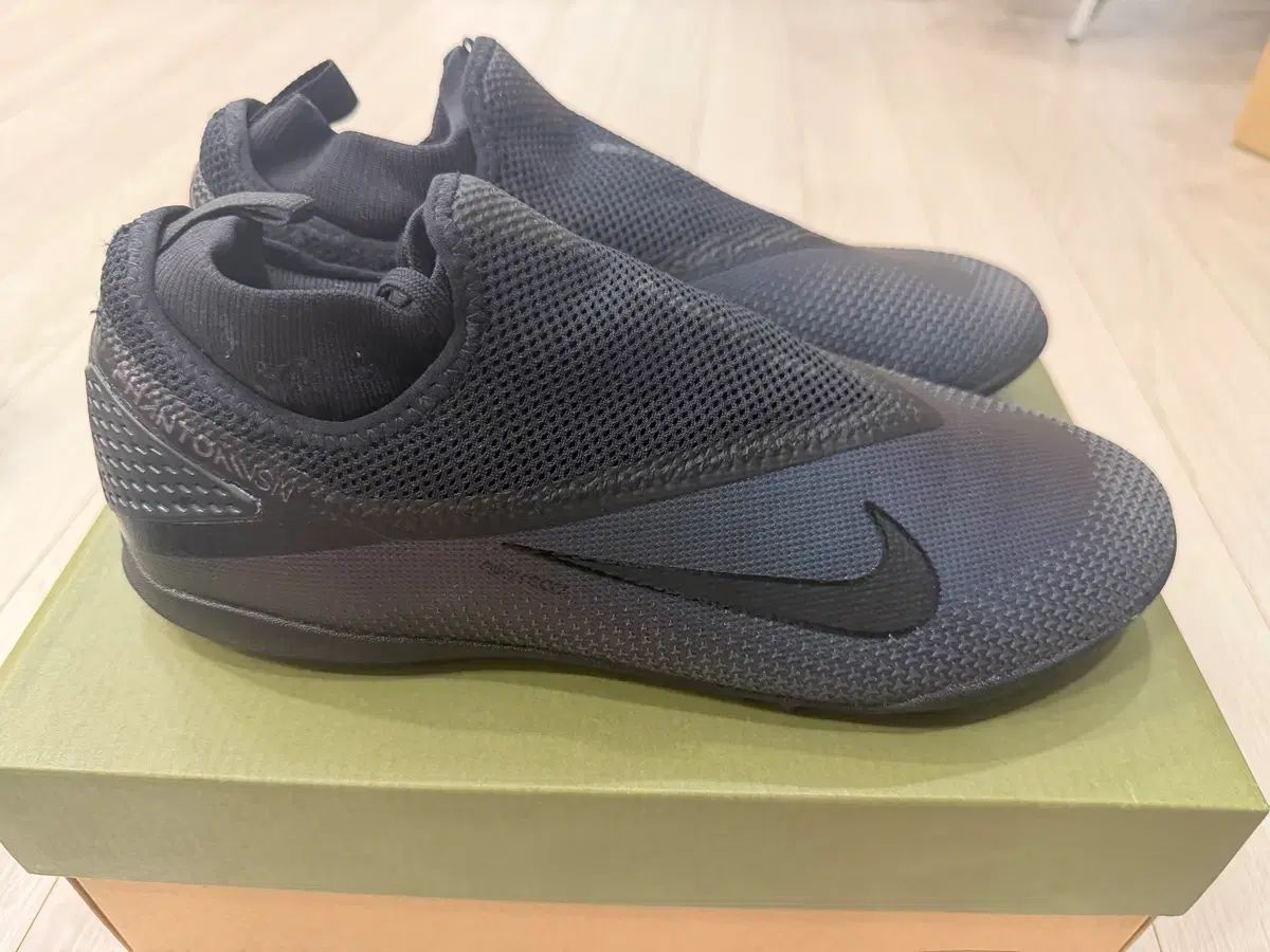 ナイキ リアクト FANTOM コート ビジョン 2 プロ DF TF 270