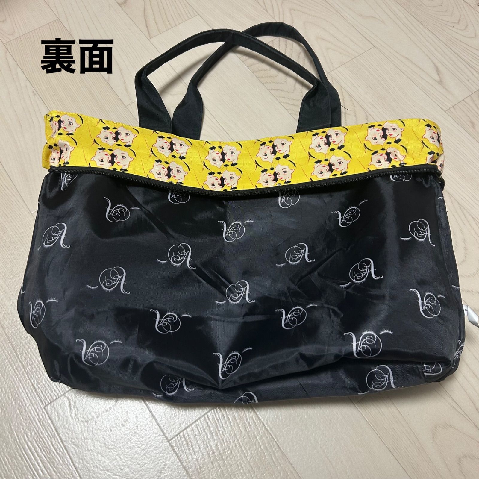 あちゃちゅむムチャチャ 不思議の国のアリス トートバッグ 内ポケ2
