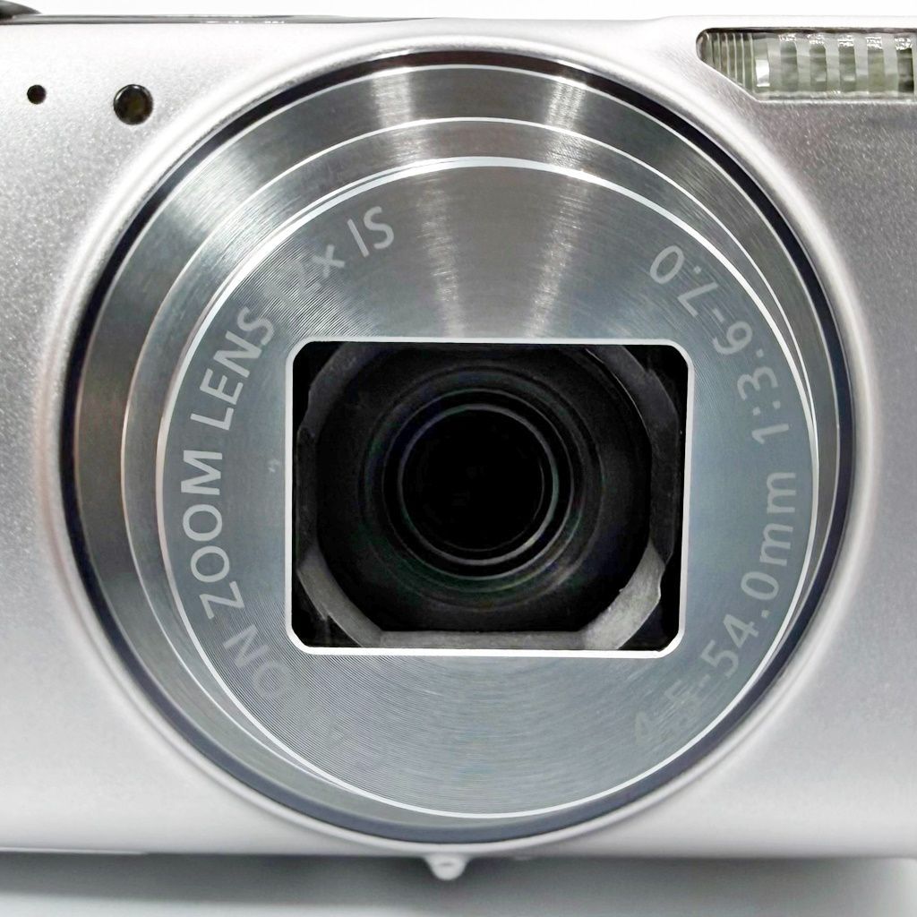 ✨️未使用級✨️ Canon IXY 640 シルバー コンデジ 動作確認済 美品】キヤノン CANON IXY 640 シルバー コンデジ カメラ 中古 - メルカリ